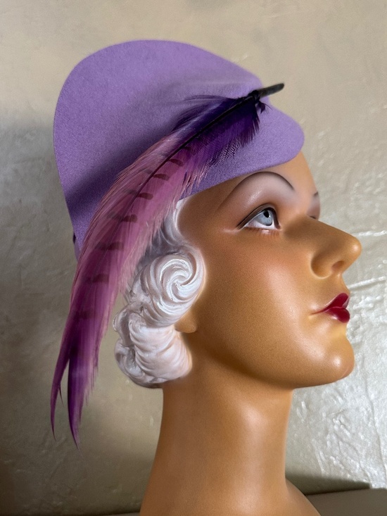 RADIANT 1940\'s PURPLE FELT HAT + UPTURNED BRIM  + MATCHING LONG FEATHER & QUILL main image 5